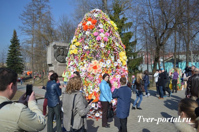 В Твери в Городском саду прошли Пасхальные гулянья