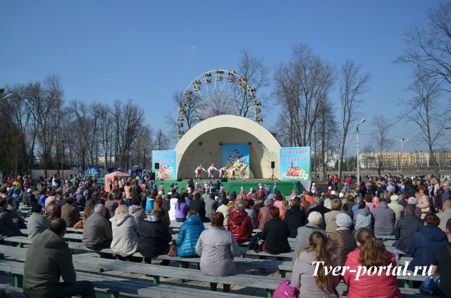 В Твери в Городском саду прошли Пасхальные гулянья